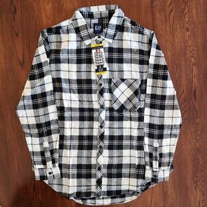 Women's Long Sleeve Flannel Shirt size M  NWT